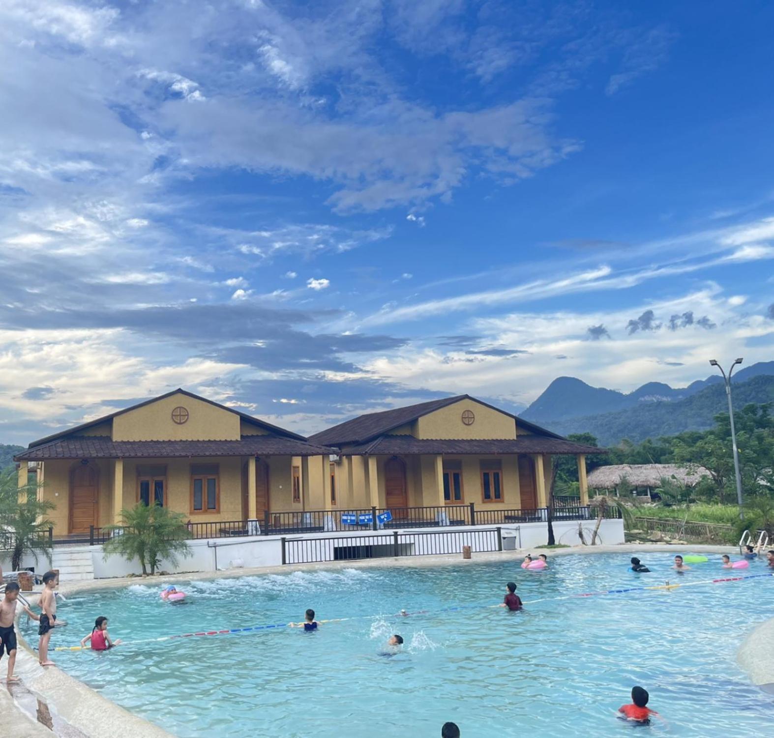 Sky Bay Lodge Ha Giang Kültér fotó
