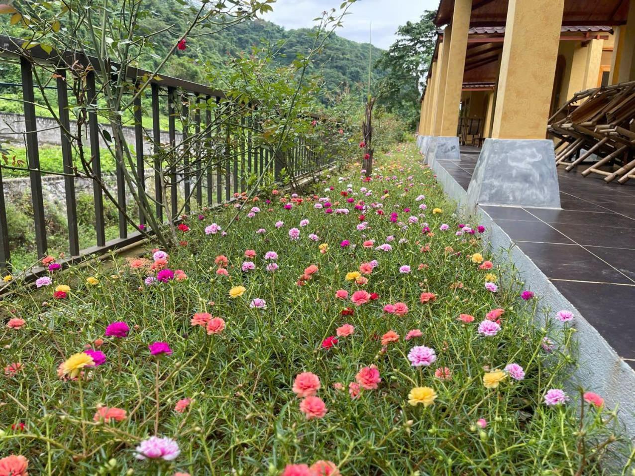 Sky Bay Lodge Ha Giang Kültér fotó